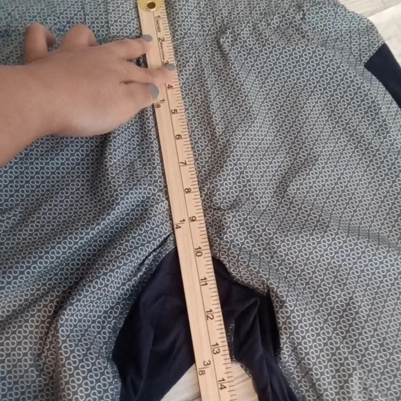 Lululemon 9" built in shorts running shorts size Medium Men - Picture 8 of 10